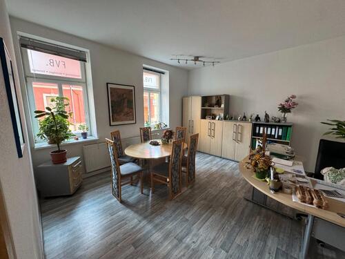 Foto - Gewerbeeinheit Ladenfläche in Weißenfels – 67 m² mit Stellplatz
