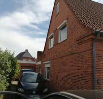 Haushälfte mit Garten - 880,00&nbsp;EUR Kaltmiete, ca.&nbsp; 85,00&nbsp;m&sup2; in Niebüll (PLZ: 25899)