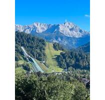 Sonnige Wohnung in Garmisch-Partenkirchen mit Balkon zur Zwischen