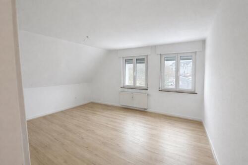 Foto - 6 Zimmer Dachgeschoßwohnung zur Miete in Wenden