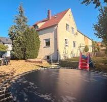 Charmante Doppelhaushälfte - 300.000,00&nbsp;EUR Kaufpreis, ca.&nbsp; 112,00&nbsp;m&sup2; in Teublitz (PLZ: 93158)