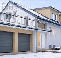 Kernsanierte 3-Zimmer-Dachgeschosswohnung mit Einbauküche, Dachterrasse und Garage - Tauberbischofsheim
