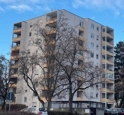 Foto - 3,5-Zi.-Wohnung mit Fernblick, 2 Balkonen, Stellplatz & Aufzug