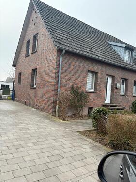 Foto - DHH in Emmerich- Vrasselt - 1.100,00&nbsp;EUR Kaltmiete, ca.&nbsp; 110,00&nbsp;m&sup2;