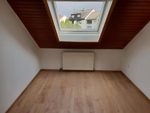 Foto - 9 Zimmer Etagenwohnung zur Miete in Ludwigshafen am Rhein