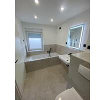 Saniertes Reihenhaus Haus in HE, Dämmung, el. Rollo, Garten - Helmstedt