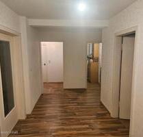 Hochparterre 3 ZKB mit Balkon, PKW Stellplatz in Emden