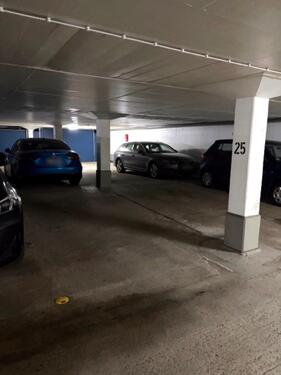 Foto - Tiefgaragenstellplatz - 110,00&nbsp;EUR Miete,