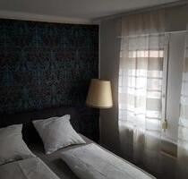 voll möblierte 3 Zimmerwohnung in Stuttgart Zuffenhausen zu vermi