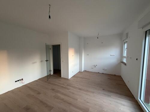 Foto - Erstbezug nach Kernsanierung – 3-Zimmer-Wohnung mit Terrase