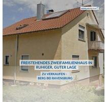 Freistehendes Zweifamilienhaus mit großem Grundstück - Berg