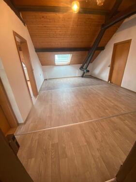 Foto - 3 Zimmer Dachgeschoss Wohnung Zu Vermieten in Stolberg Büsbach