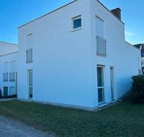 Dudweiler - Süd: Appartment uninah, Stellplatz - Saarbrücken