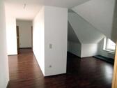 Foto - Helle 2 12 Raum Wohnung, ca. 80 qm, DG, Gladbeck- Brauck