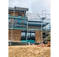 Neubau Erstvermietung DHH - 1.900,00&nbsp;EUR Kaltmiete, ca.&nbsp; 130,00&nbsp;m&sup2; in Detmold (PLZ: 32758) Hakedahl