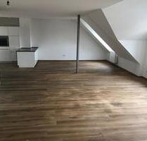 3-Zimmer-Altbauwohnung mit Balkon und Einbauküche - Bamberg Gereuth