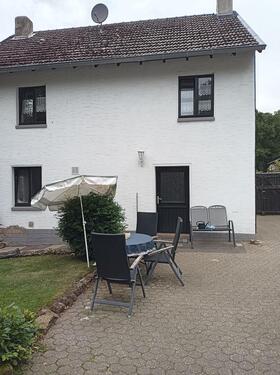 Foto - Kleiner alter Bauernhof mit Einfamilienhaus 90 qm