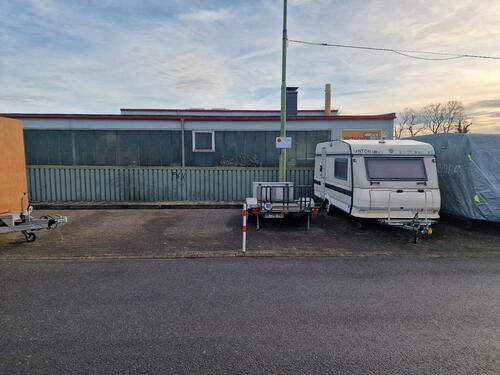 Foto - Abstellplatz für Pkw Anhänger Wohnwagen Reisemobil Wohnmobil