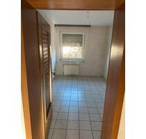 Frisch sanierte 3,5-Zimmer-Wohnung mit Balkon & Garage - Gladbeck Brauck