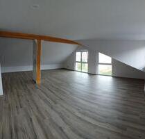 2 Zimmer Dachgeschoßwohnung - 760,00&nbsp;EUR Kaltmiete, ca.&nbsp; 55,00&nbsp;m&sup2; in Malsch (PLZ: 76316)