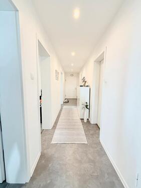 Foto - Möblierte 3-Zimmer-Wohnung mit 2 Balkonen direkt bei der U-Bahn