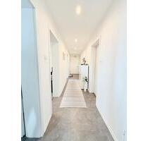 Möblierte 3-Zimmer-Wohnung mit 2 Balkonen direkt bei der U-Bahn - Stuttgart Mühlhausen