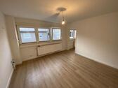 Foto - 2-Zimmer-Wohnung in Mainz-Weisenau – gepflegt, hell und gut geschnitten