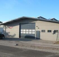 Gewerbehalle mit Parkplätzen in Schifferstadt - Speyer