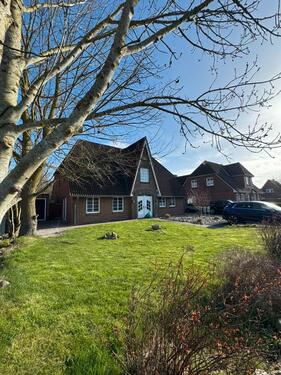 Foto - Großzügige 3,5-Zimmer-Wohnung mit 120 m², Terrasse & Garten – Bah