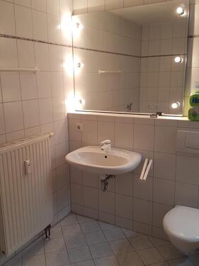 Foto - Helle 2,5 WHG im Herzen von Pfullingen mit EBK und Balkon von pri