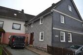 Foto - WohnungsanzeigeHausanzeige – Einfamilienhaus in Bromskirchen zur Miete