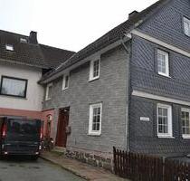 WohnungsanzeigeHausanzeige – Einfamilienhaus in Bromskirchen zur Miete - Allendorf (Eder)