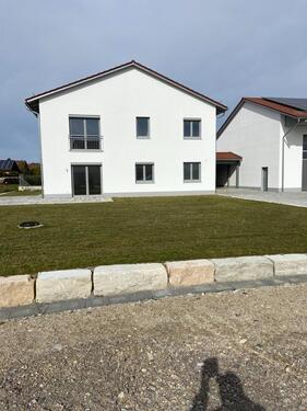 Foto - Einfamilienhaus zur Miete in Pfakofen