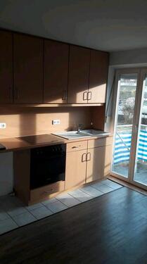 Foto - Helle 2-Zimmer-Wohnung (ca. 50 m²) mit Balkon, Keller.