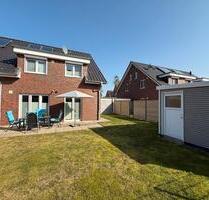 Haus Stade KFW40 DHH 5 Zi. zentral modern Provisionsfrei