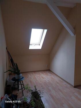 Foto - Dachgeschoßwohnung in Halle (Saale) zur Miete