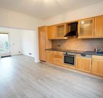 Charmante 4-Zimmer-Wohnung mit Terrasse, zwei Balkonen und Carport - Scheeßel