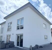Moderne Neubau-Doppelhaushälfte | 135 qm, 5 Zimmer - Höxter