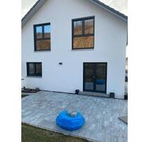 Grosses Neubau-EFH, KfW 40+, Garten & Garage, ohne Provision - Östringen