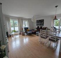 Helle & ruhige 3-Zimmerwhg. m. Balkon & EBK in Stade zu vermieten