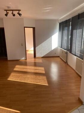 Foto - Ruhige & helle 2-Zimmer-Wohnung in zentraler Lage Stockstadt 42qm