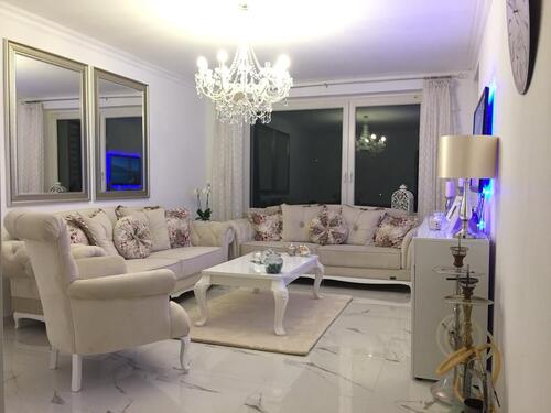 Foto - Mod. 2-Zi., Ca. 55 qm, 3. OG, EBK, Balk., Aufzug, Kell., Garage