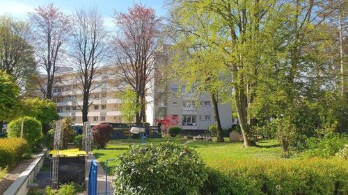 Foto - Einkaufen, Stadtbahn, S-Bahn und Schule alles zu Fuß zu erreichen