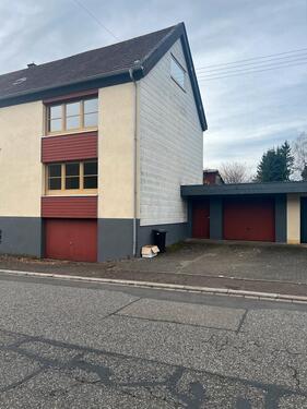 Foto - Attraktive Erdgeschosswohnung mit großzügigem Grundriss