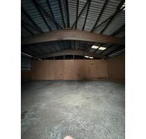 Große halbe Maschinenhalle von 150qm zu Vermieten. Als Lagerhalle - Ahrensburg