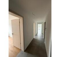 Moderne 3 Zimmer Wohnung - 1.650,00&nbsp;EUR Kaltmiete, ca.&nbsp; 101,00&nbsp;m&sup2; in Aidlingen (PLZ: 71134)