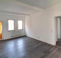 O181W3: Sanierte 2-Raum Wohnung mit Balkon und EBK im Stadtzentrum - PKW Stellplatz möglich - Eisleben (Lutherstadt)