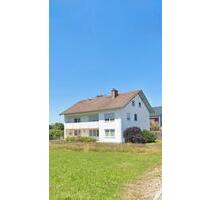 Mietwohnung in ruhiger Lage - 1.300,00&nbsp;EUR Kaltmiete, ca.&nbsp; 118,00&nbsp;m&sup2; in Rammingen (PLZ: 86871)