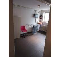 ArbeiterzimmerPendlerzimmer - 390,00&nbsp;EUR Kaltmiete, ca.&nbsp; 25,00&nbsp;m&sup2; in Renningen (PLZ: 71272)