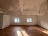 Foto - Geräumige 3-Zimmer-Wohnung im DG – ca. 81 m² – mit Stellplatz
